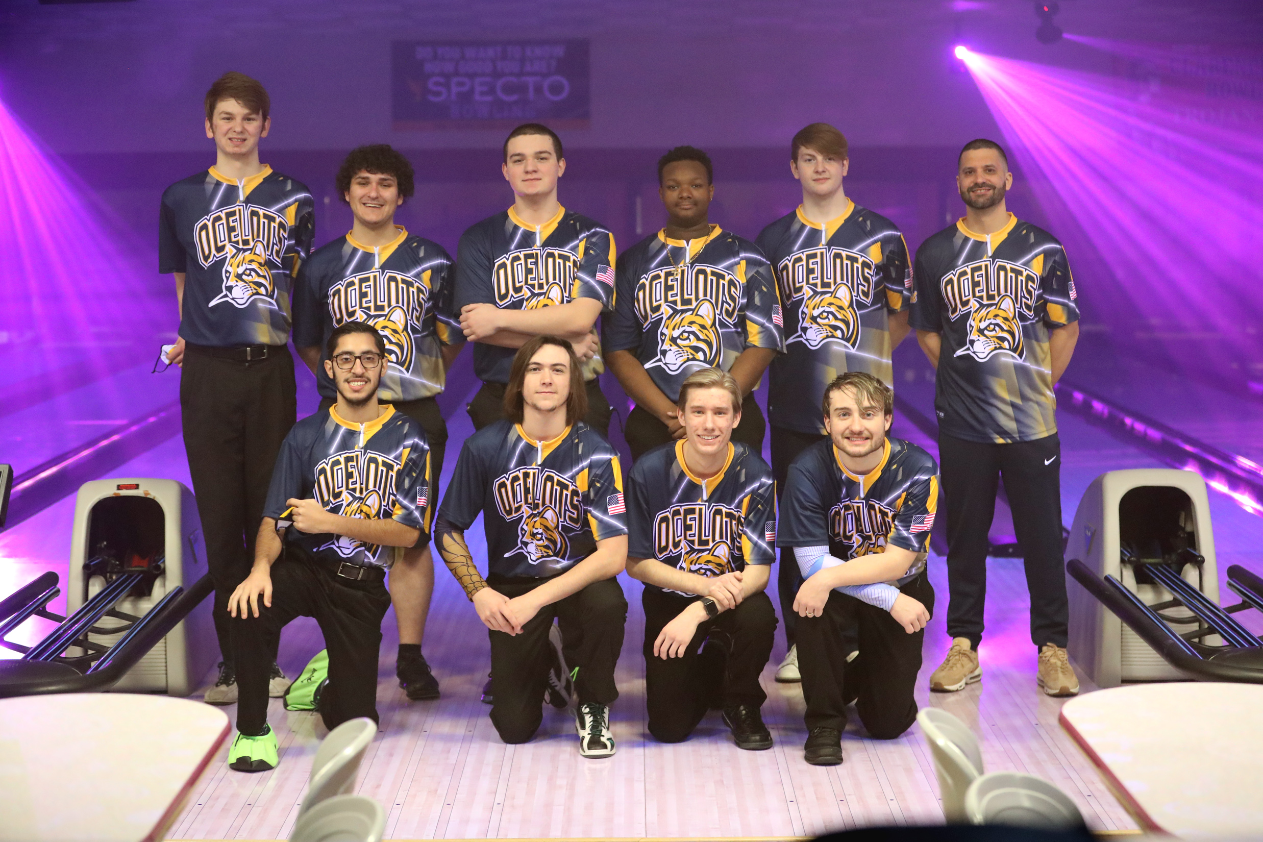 Men's Bowling Team